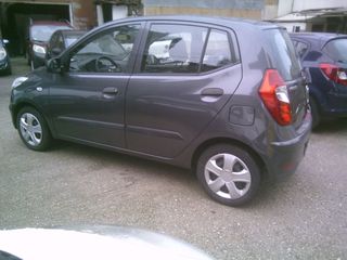 Hyundai i 10 2013-thumb-7