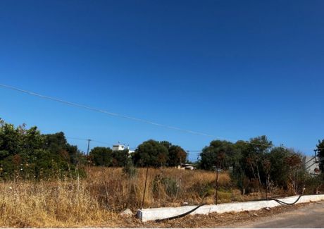 Land plot 3.822sqm for sale-Akrotiri » Kalorrouma