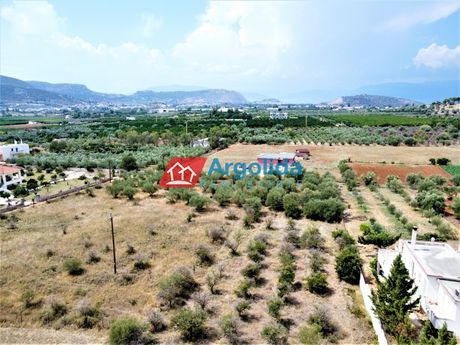 Αγροτεμάχια 2.200 τ.μ. για πώληση