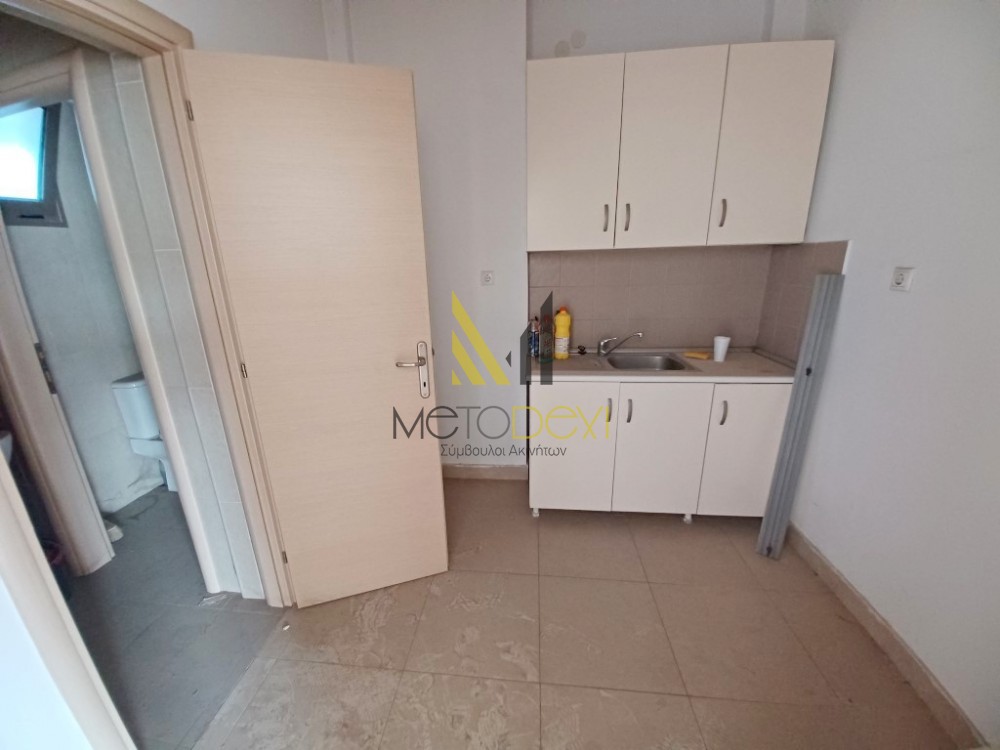 Κατάστημα 230 τ.μ. πρός ενοικίαση, Θεσσαλονίκη - Περιφ/Κοί Δήμοι, Εχέδωρος