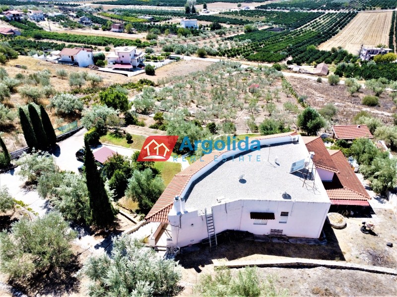 Μονοκατοικία 320 τ.μ. προς πώληση, Μοναστηράκι Μυκηνών