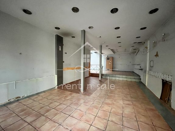 Business bulding 270 sqm for rent, Athens - South, Dafni