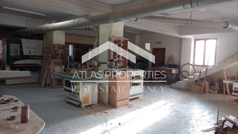 Επιχειρηματικό κτίριο 845 τ.μ. προς πώληση, Δαράτσος