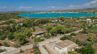 Επιχειρηματικό κτίριο 412 τ.μ. για πώληση