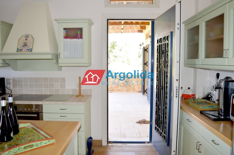 Μονοκατοικία 441 τ.μ. πρός πώληση, Αττική - Υπόλοιπο, Μέγαρα