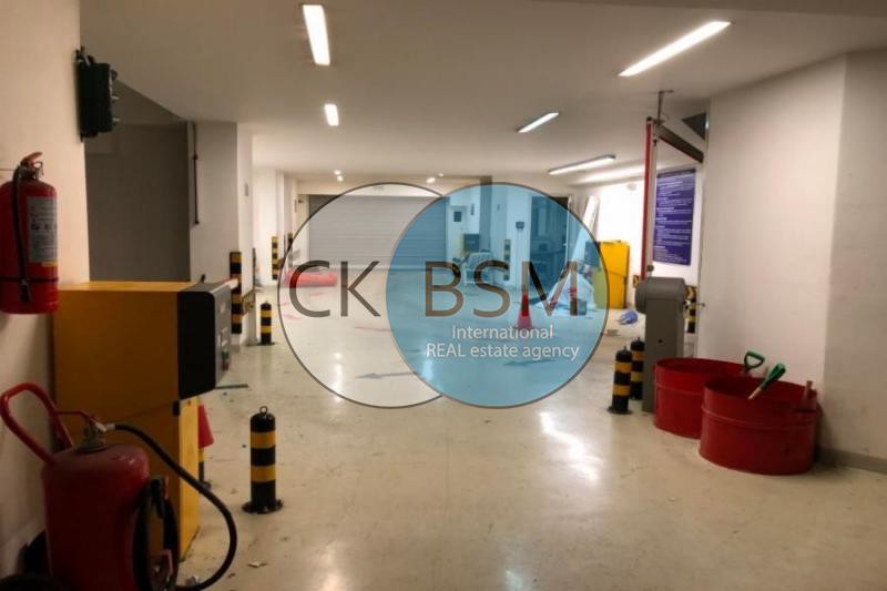 Parking 4.226 τ.μ. πρός πώληση, Αθήνα - Κέντρο, Κέντρο