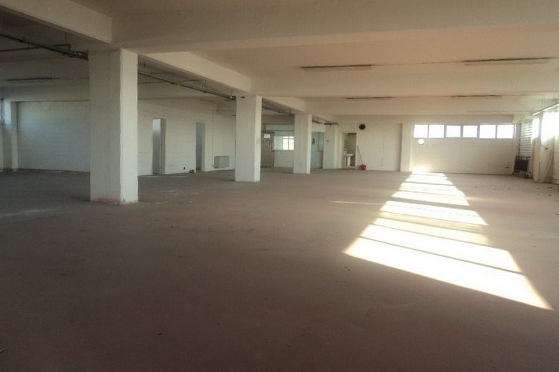 Βιοτεχνικός χώρος 8.000 τ.μ. προς πώληση, Ωραιόκαστρο