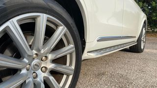 Volvo XC 90 2019-thumb-3