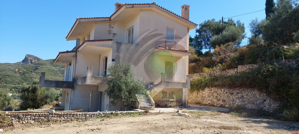 Μονοκατοικία 300 τ.μ. πρός πώληση, Αχαΐα, Ρίο