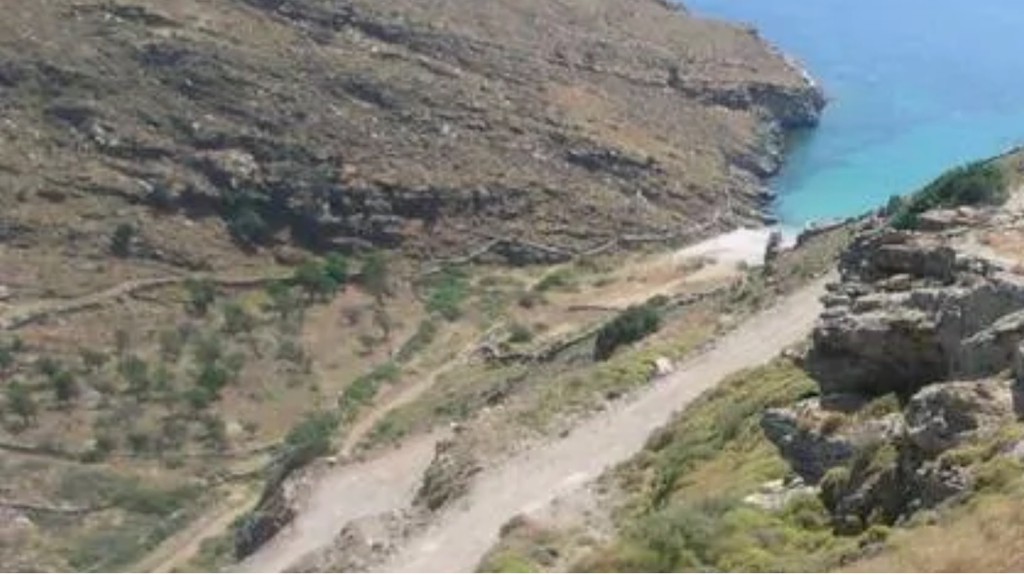 Αγροτεμάχια 80.000 τ.μ. προς πώληση, Πέρα Μεριά