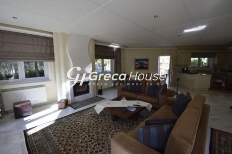 Maisonette 387sqm for sale-Penteli » Center