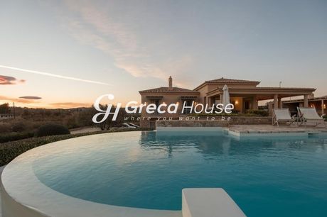 Villa 320sqm for sale-Ermioni » Center
