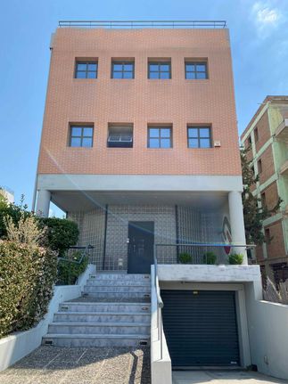 Business bulding 860 sqm for rent, Athens - West, Metamorfosi