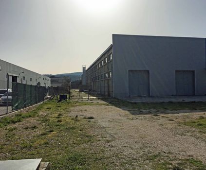 Industrial space 4.000sqm for rent-Koropi » Center