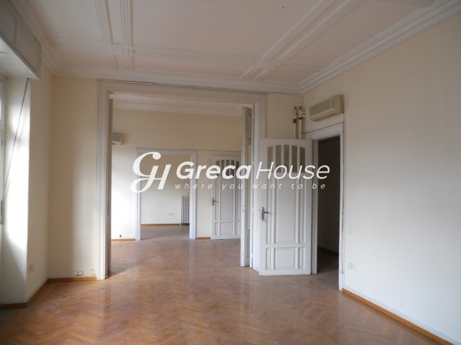 Επιχειρηματικό κτίριο 2.050 τ.μ. πρός πώληση, Αθήνα - Κέντρο, Γκύζη - Πεδίον Άρεως