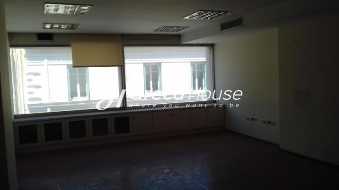 Επιχειρηματικό κτίριο 3.415 τ.μ. πρός πώληση, Αθήνα - Κέντρο, Ιστορικό Κέντρο