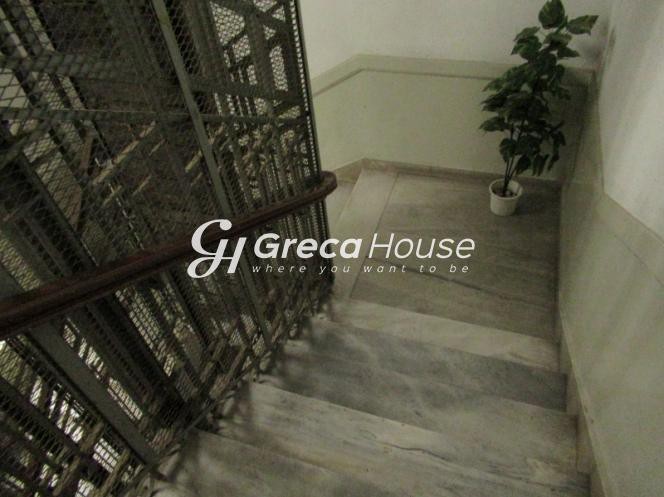 Επιχειρηματικό κτίριο 3.000 τ.μ. πρός πώληση, Αθήνα - Κέντρο, Κέντρο