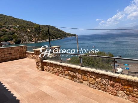 Villa 300sqm for sale-Loutraki-Perachora » Center