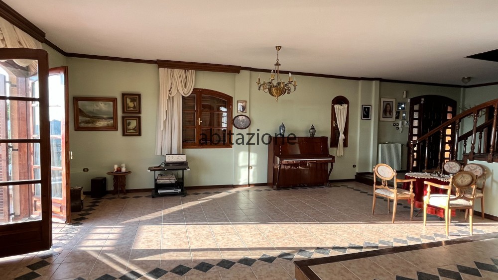 Μεζονέτα 200 τ.μ. πρός ενοικίαση, Θεσσαλονίκη - Περιφ/Κοί Δήμοι, Πανόραμα