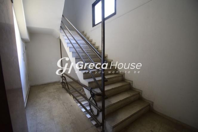 Επιχειρηματικό κτίριο 1.985 τ.μ. πρός πώληση, Αθήνα - Κέντρο, Κέντρο