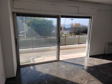 Apartment complex 263sqm for sale-Voula » Evryali
