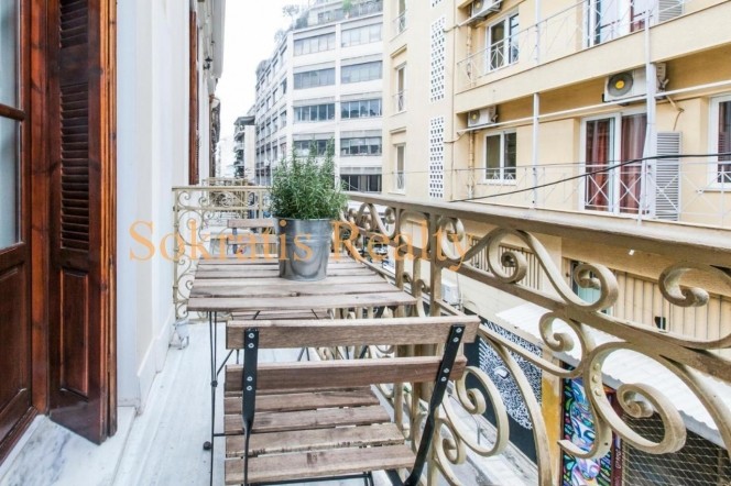 Επιχειρηματικό κτίριο 600 τ.μ. προς πώληση, Πλατεία Κουμουνδούρου
