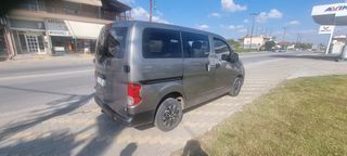 Nissan NV 200 2013-thumb-3