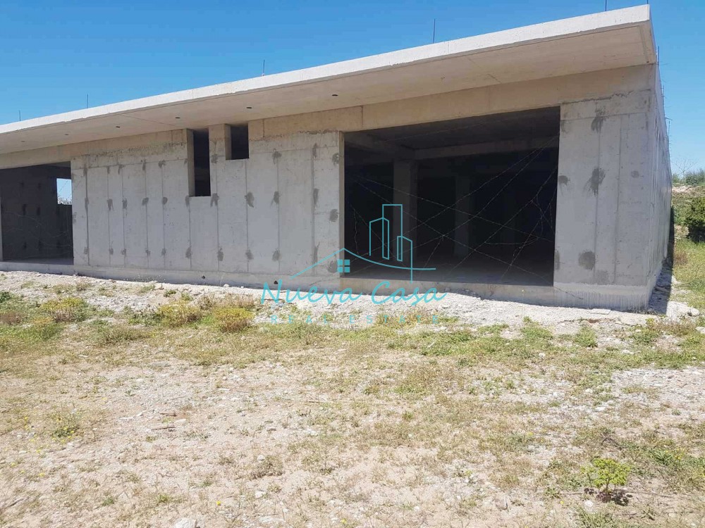 Βιομηχανικός χώρος 1.350 τ.μ. προς ενοικίαση, Δεμένικα