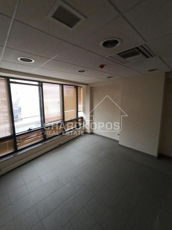 Επιχειρηματικό κτίριο 585 τ.μ. πρός ενοικίαση, Αθήνα - Κέντρο, Αμπελόκηποι - Πεντάγωνο