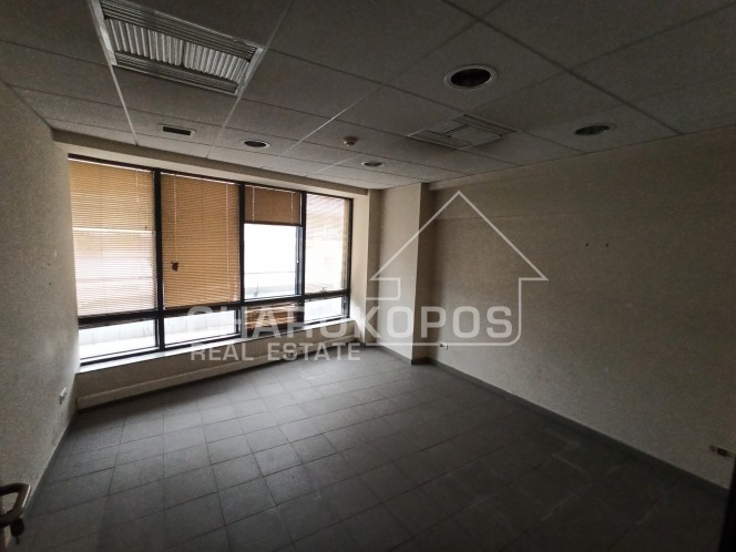 Επιχειρηματικό κτίριο 585 τ.μ. πρός ενοικίαση, Αθήνα - Κέντρο, Αμπελόκηποι - Πεντάγωνο