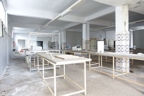 Craft space 1.400sqm for sale-Oreokastro