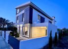 Detached home 280sqm for rent-
