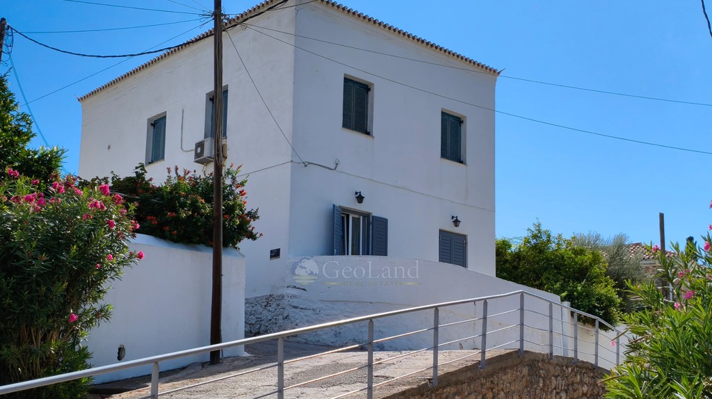 Μονοκατοικία 190 τ.μ. προς πώληση, Κέντρο Σπετσών