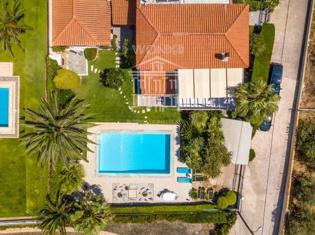 Villa 195sqm for sale-Anavissos » Agios Nikolaos