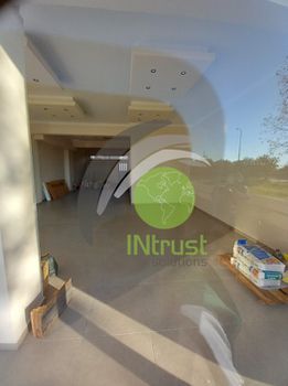Store 95 sqm for rent