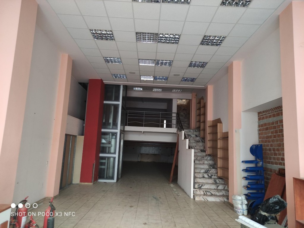 Επιχειρηματικό κτίριο 1.150 τ.μ. προς πώληση, Κέντρο Λαμίας