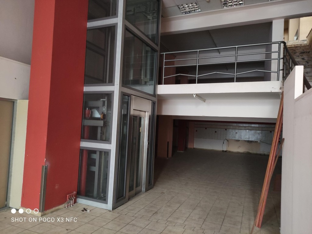 Επιχειρηματικό κτίριο 1.150 τ.μ. προς πώληση, Κέντρο Λαμίας