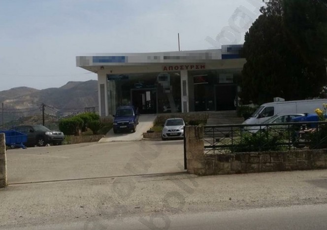 Επιχειρηματικό κτίριο 934 τ.μ. προς πώληση, Πετροκεφάλι