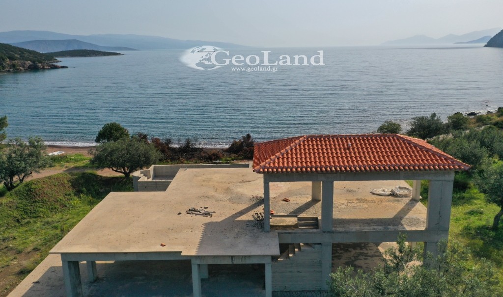 Μονοκατοικία 350 τ.μ. προς πώληση, Κουβέρτα