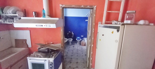 Κτίριο 220 τ.μ. πρός πώληση, Αθήνα - Κέντρο, Κολωνός - Κολοκυνθούς