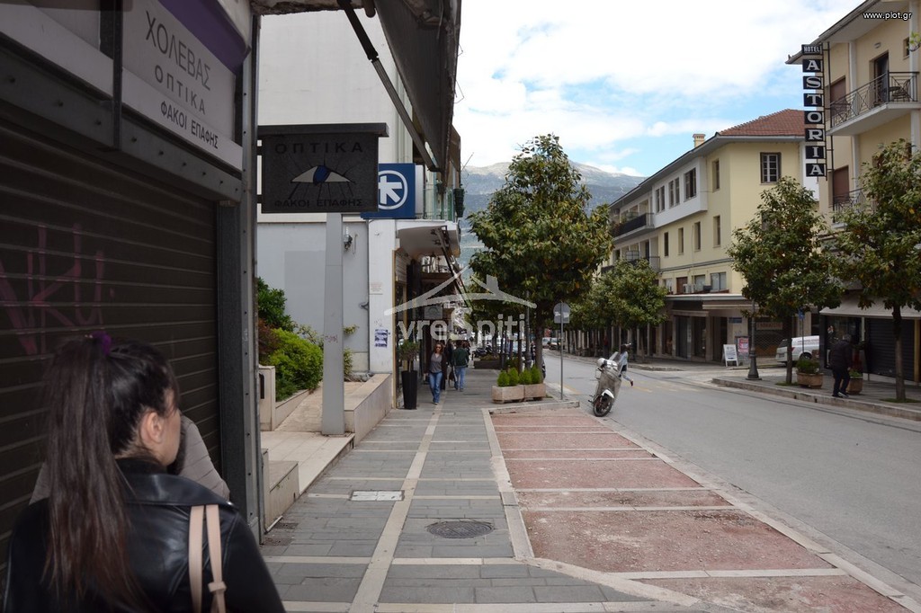 Βιομηχανικός χώρος 808 τ.μ. προς πώληση, Κέντρο Ιωαννίνων