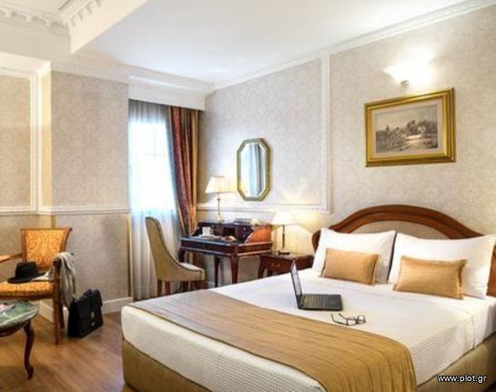 Hotel 1.550 sqm for sale, Athens - North, Drosia