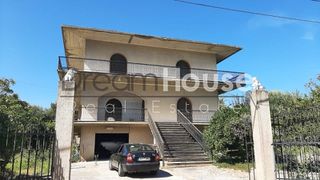 Μονοκατοικία 580 τ.μ. για ενοικίαση