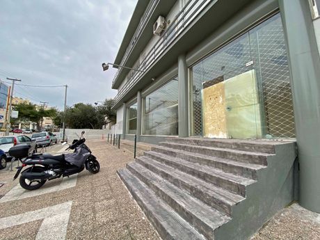 Craft space 450sqm for rent-Metamorfosi » Palies Koukouvaounes