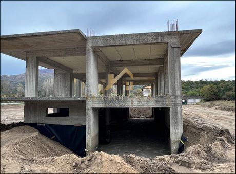 Επιχειρηματικό κτίριο 400 τ.μ. για πώληση