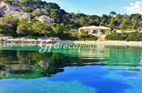 Villa 190sqm for sale-Loutraki-Perachora » Loutraki