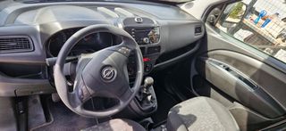 Opel 2018 COMBO-thumb-10