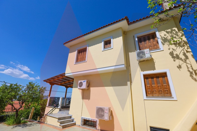 Μεζονέτα 268 τ.μ. πρός πώληση, Μαγνησία, Ιωλκός