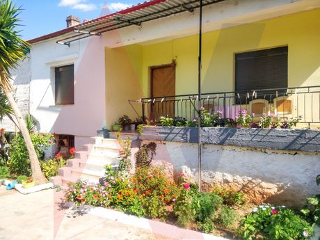 Detached home 107sqm for sale-Stilida » Center