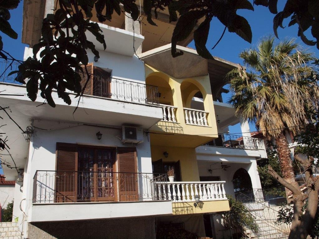 Συγκρότημα διαμερισμάτων 400 τ.μ. πρός πώληση, Μαγνησία, Νέα Αγχίαλος